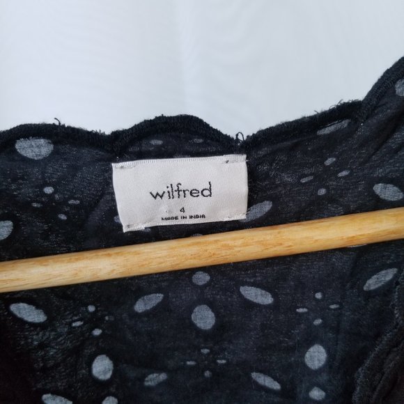 Elegant Black Lace Midi Dress - Picture 7 of 9